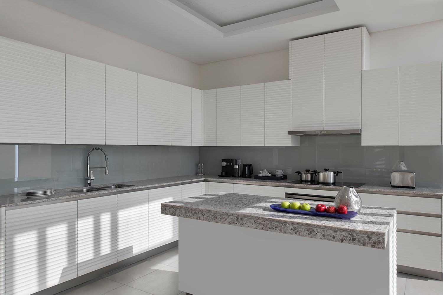 Banyan Tree Doha At La Cigale Mushaireb Habitación foto A modern kitchen
